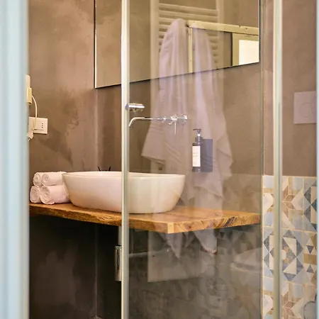 Gasthuis Palazzo Mercanzia 3*