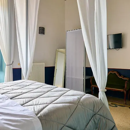 Palazzo Mercanzia 3* Lecce
