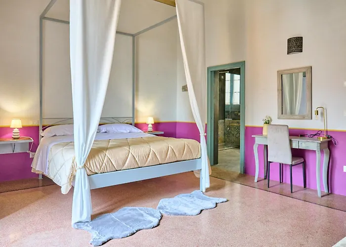 Palazzo Mercanzia 3*