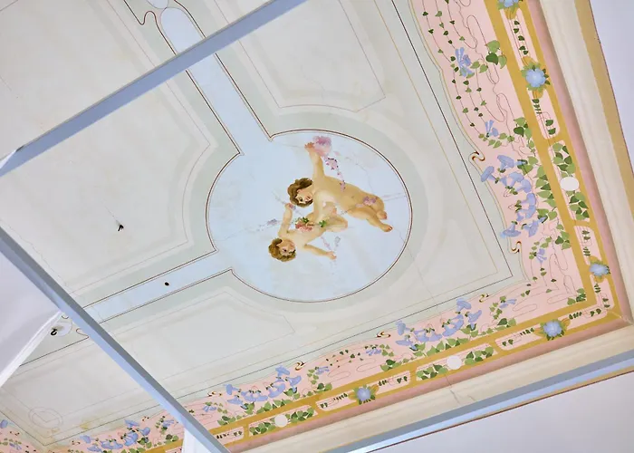 Palazzo Mercanzia 3* Lecce