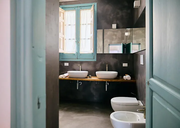 Palazzo Mercanzia Gasthof 3*