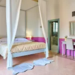Palazzo Mercanzia 3*