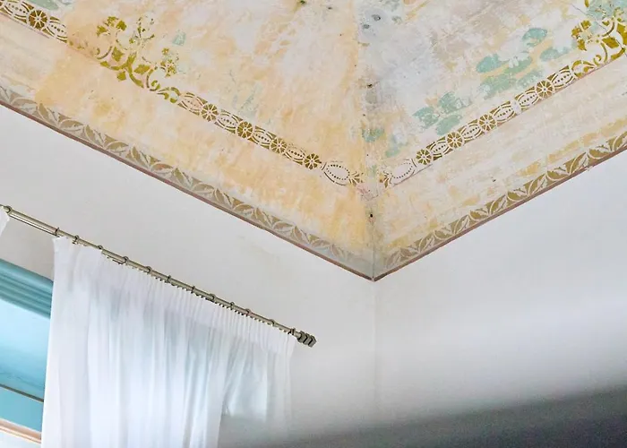Affittacamere Palazzo Mercanzia 3*